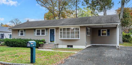 309 Halliard Avenue, Beachwood