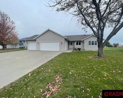363 Cardinal Dr, Mankato