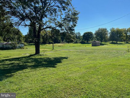 3801 Charles Town Rd, Martinsburg