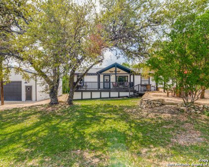 250 Clark St E, Canyon Lake