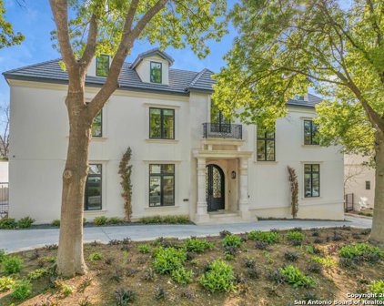212 E. Wildwood, San Antonio