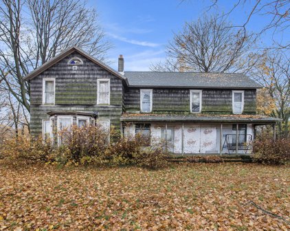 1330 Grange Road, Buchanan
