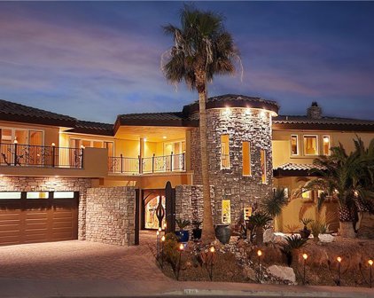 119 Caperna Court, Boulder City