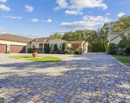 12501 Rochester Dr, Fairfax