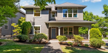 6487 EVERGREEN DR, West Linn