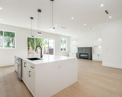 12676 25 Avenue, Surrey