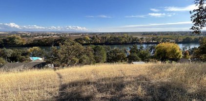 1.66 Acres Knob Hill, Red Bluff