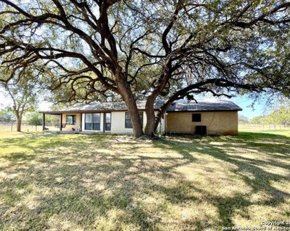 198 Private Road 7730, Devine