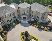 10 East Hill Court, Cresskill image