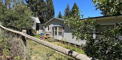8 Creekside, Basin