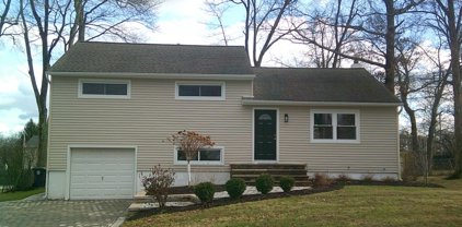 10 Countrywood Dr, Hanover Twp.