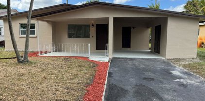 921 Nw 35th Ter, Lauderhill