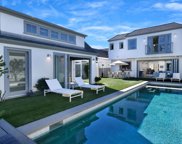 132 S Lucerne Blvd, Los Angeles image