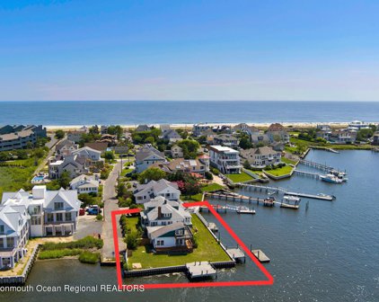 18 Riverview Road, Monmouth Beach