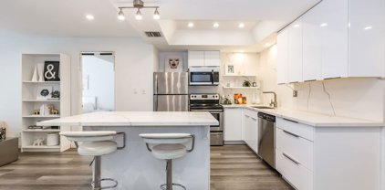 321 S San Vicente Blvd Unit 101, Los Angeles