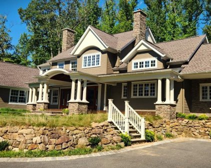 233 Claremont Rd, Bernardsville Boro