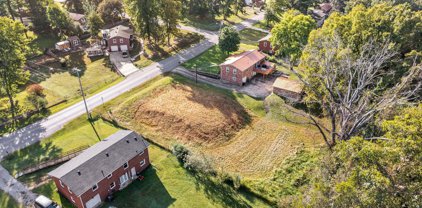 46 Bunker Hill Rd, Clarksville