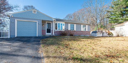 23 Plaza Drive, East Providence
