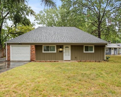 8723 Switzer Street, Overland Park