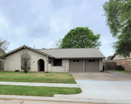 2212 Willow Boulevard, Pearland