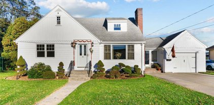 91 Campbell Avenue, North Providence