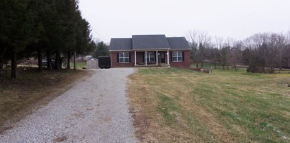 100 Travis Rd, Taylorsville