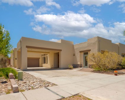128 Chili Line E, Santa Fe