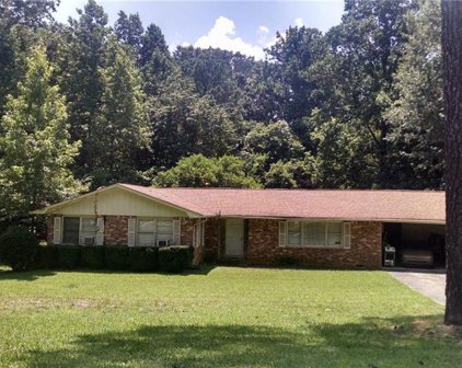 192 Malone Circle, Fairburn