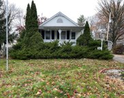 726 Hale Street, Normal image