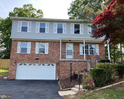 4788 Kelly Rd, Woodbridge