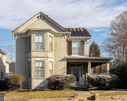 204 Edwards Ferry Rd Ne, Leesburg