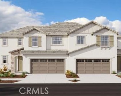24047 Ashton Road, Corona