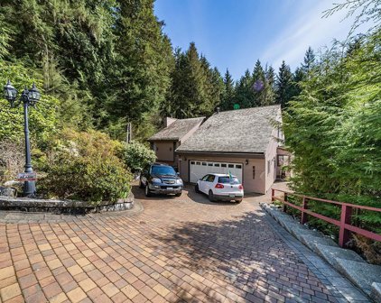 5421 Molina Crescent, North Vancouver