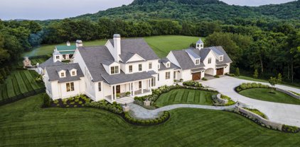 404 Whistler Cove, Franklin
