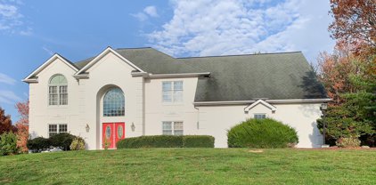 1322 Rosepointe Dr, York