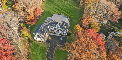 14 Cherry Lane, Syosset