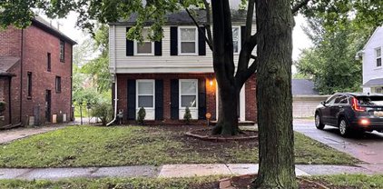 14137 FAUST, Detroit