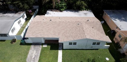 827 Ne 154th Street, North Miami Beach