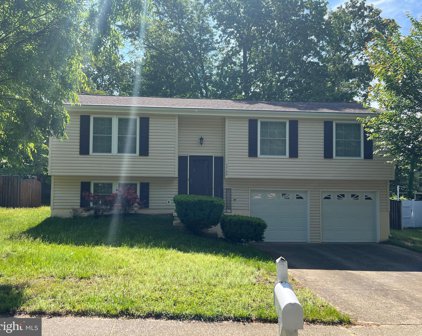 7725 Baggins Rd, Hanover