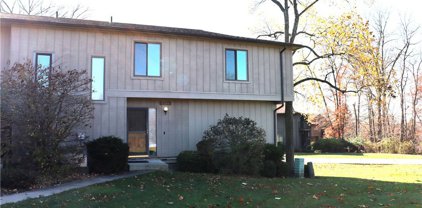 7390 Creekwood Drive, North Royalton