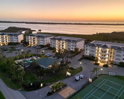 9203 Griggs Road Unit C203, Englewood