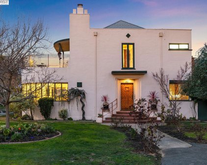 3101 Gibbons Dr, Alameda