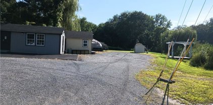 1451 Strawberry Road, Yorktown