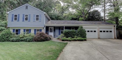 9337 Tartan View Dr, Fairfax