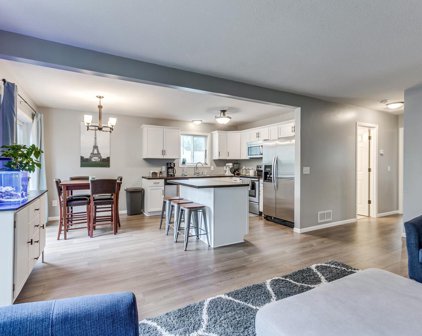 651 Joes Lake Road SE, Cambridge