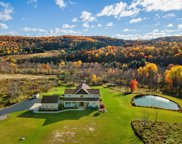 85 Nelson, Vestal image