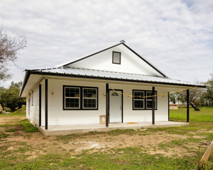 113 W Houston, Llano