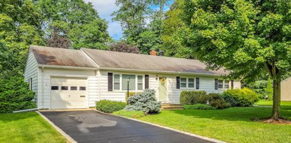 15 Parkway Place, Red Bank