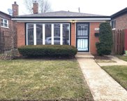 10529 S Green Bay Avenue, Chicago image