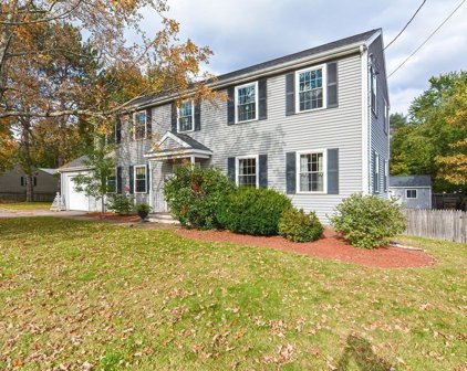 115 Bruce Rd, Walpole